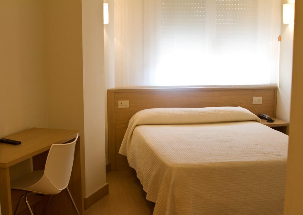 Hotel Ciudad De Calahorra Luaran gambar